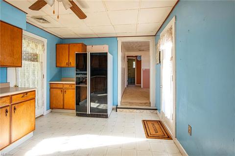 11060 Lagrange Rd, Elyria, OH 44035 photo 8