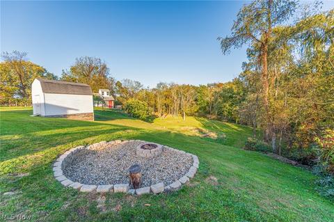 8578 Fromes Ave NE, Canton, OH 44721 photo 2