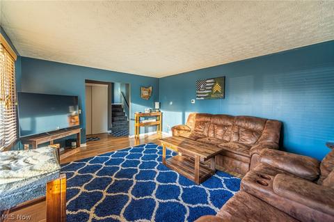 8578 Fromes Ave NE, Canton, OH 44721 photo 11