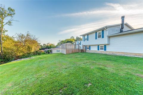 8578 Fromes Ave NE, Canton, OH 44721 photo 3