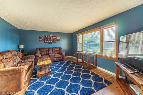 8578 Fromes Ave NE, Canton, OH 44721 photo 10
