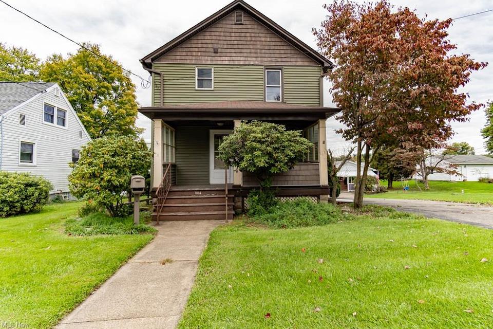 584 E Taggart St, East Palestine, OH 44413 35 Photos MLS 4325833