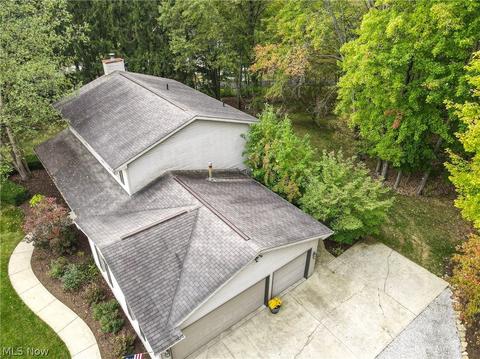 264 E Mohawk Dr, Malvern, OH 44644 photo 2