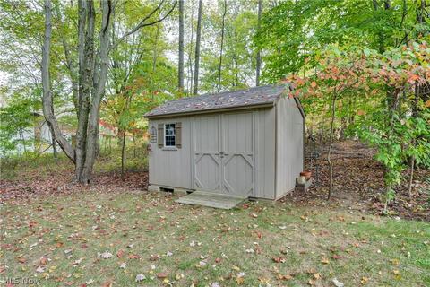 264 E Mohawk Dr, Malvern, OH 44644 photo 30