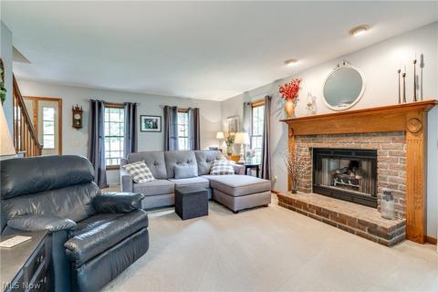 264 E Mohawk Dr, Malvern, OH 44644 photo 8