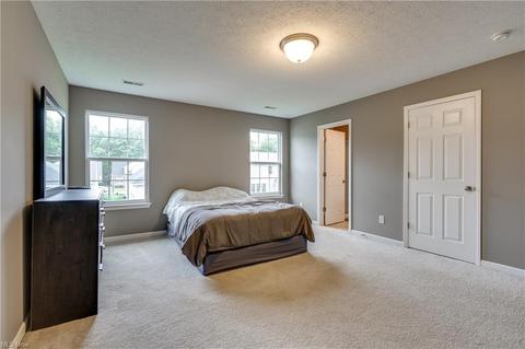 3830 E Parkside Cir, Lorain, OH 44053 photo 20