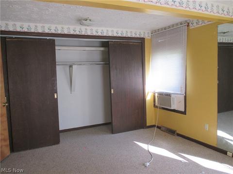 807 E Waterloo Rd, Akron, OH 44306 photo 7