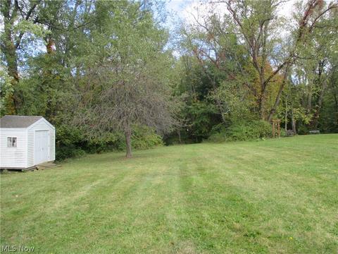 807 E Waterloo Rd, Akron, OH 44306 photo 2