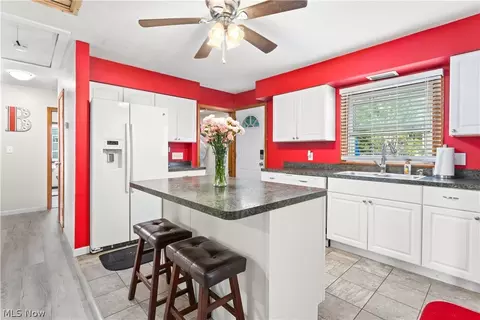424 Randall Rd, Elyria, OH 44035 photo 7