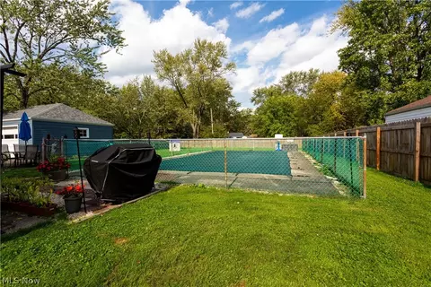 424 Randall Rd, Elyria, OH 44035 photo 29