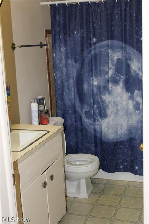 706 Evans Ave, Akron, OH 44310 photo 8