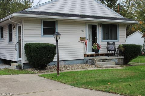 706 Evans Ave, Akron, OH 44310 photo 1