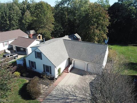 317 Leatherman Rd, Wadsworth, OH 44281 photo 2
