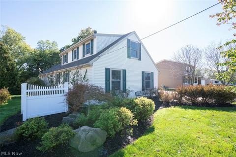 317 Leatherman Rd, Wadsworth, OH 44281 photo 1