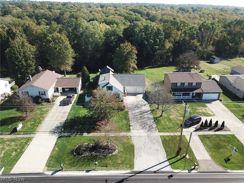 317 Leatherman Rd, Wadsworth, OH 44281 photo 6