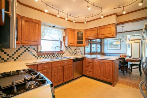 317 Leatherman Rd, Wadsworth, OH 44281 photo 16