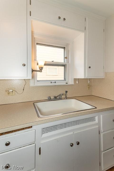327 E 210th St, Euclid, OH 44123 photo 18