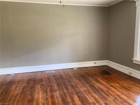 122 E Main St E, Ripley, WV 25271 photo 6