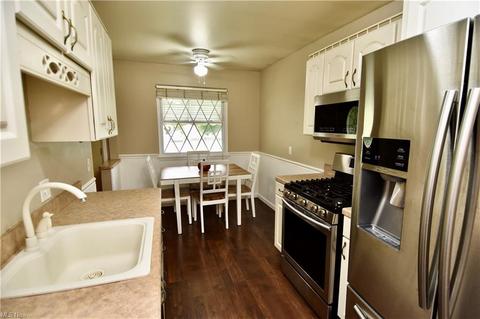 1811 Eldon Dr, Wickliffe, OH 44092 photo 10