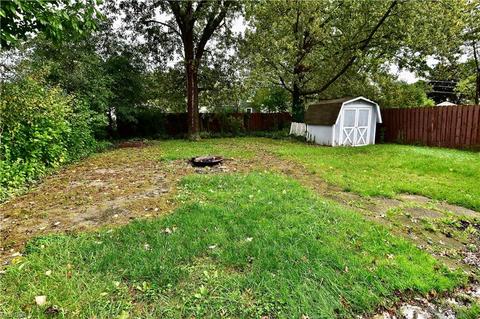 1811 Eldon Dr, Wickliffe, OH 44092 photo 4