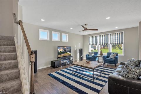 7129 Maple St, Mentor, OH 44060 photo 9