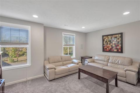 7129 Maple St, Mentor, OH 44060 photo 18