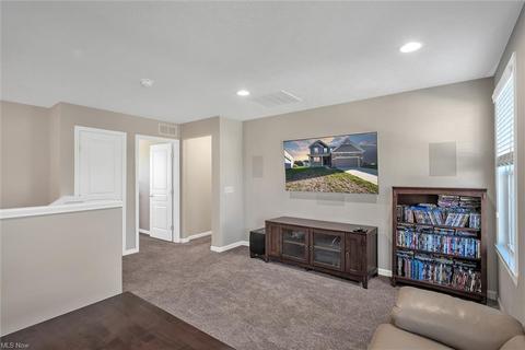 7129 Maple St, Mentor, OH 44060 photo 19