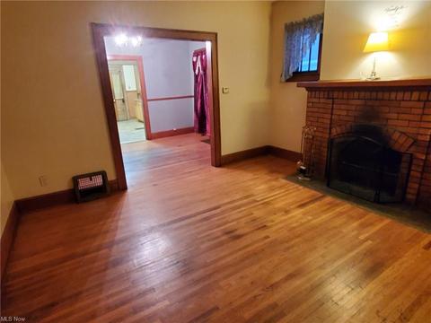 917 Thayer Ave, Ashtabula, OH 44004 photo 10