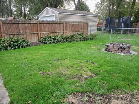 917 Thayer Ave, Ashtabula, OH 44004 photo 7