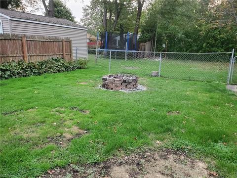 917 Thayer Ave, Ashtabula, OH 44004 photo 6
