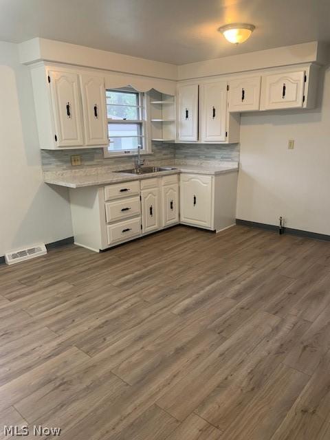 446 10th St, Struthers, OH 44471 photo 2