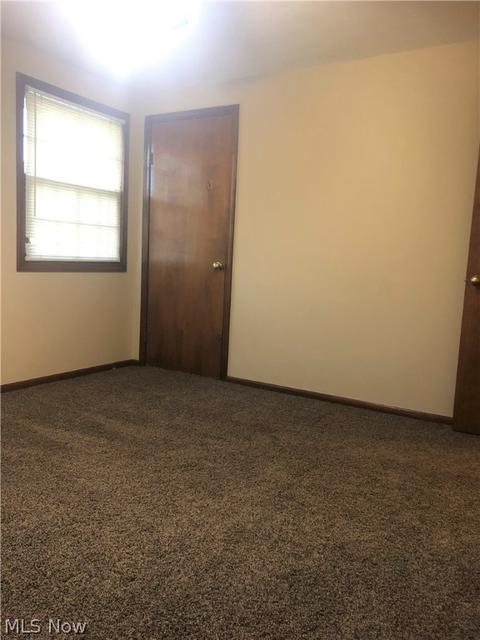 116 Edgefield Dr, Elyria, OH 44035 photo 9