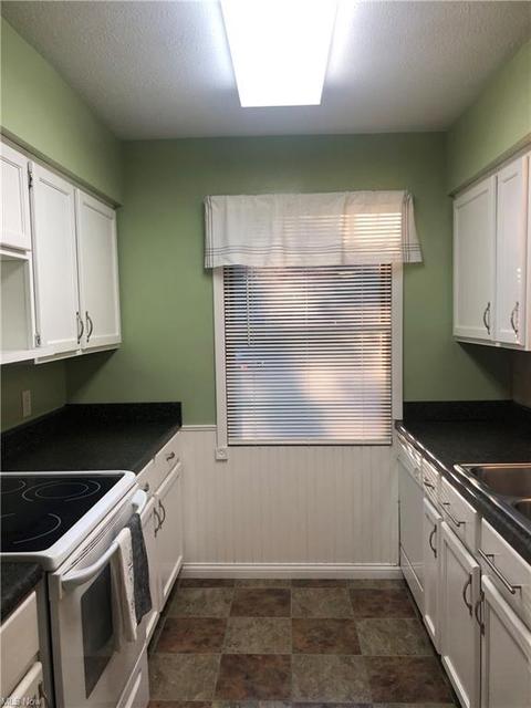 1307 Cedar Dr, Lorain, OH 44052 photo 9