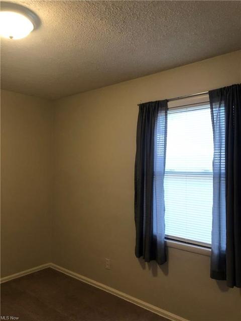 1307 Cedar Dr, Lorain, OH 44052 photo 15