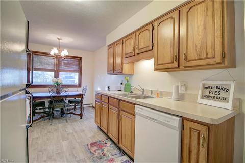 1350 Gulf Rd, Elyria, OH 44035 photo 11