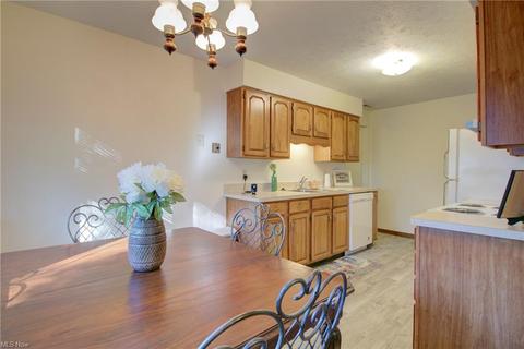 1350 Gulf Rd, Elyria, OH 44035 photo 8