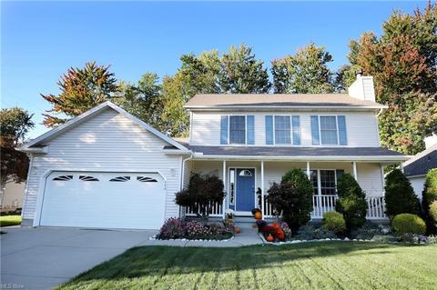 406 Pemberton Dr, Elyria, OH 44035 photo 3