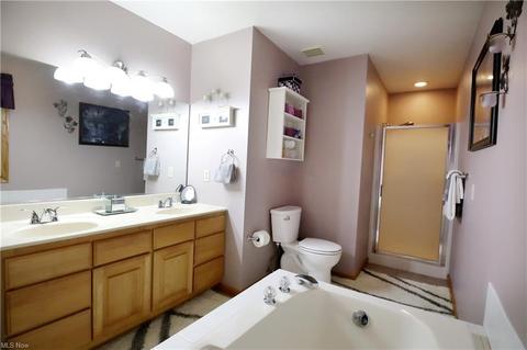 406 Pemberton Dr, Elyria, OH 44035 photo 17