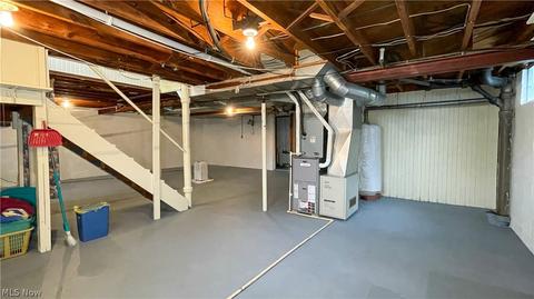 311 E Line St, Minerva, OH 44657 photo 17