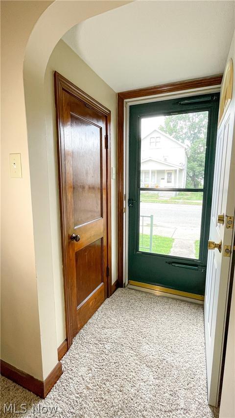 311 E Line St, Minerva, OH 44657 photo 2