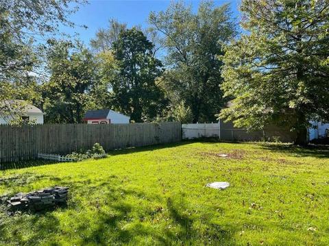 807 Ohio Ave, Ashtabula, OH 44004 photo 3