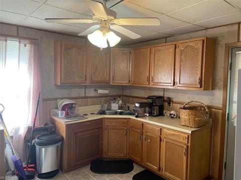 807 Ohio Ave, Ashtabula, OH 44004 photo 5