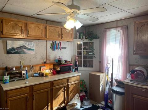 807 Ohio Ave, Ashtabula, OH 44004 photo 6