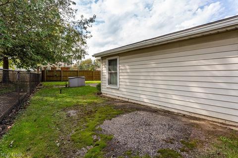 2408 G St, Lorain, OH 44052 photo 25