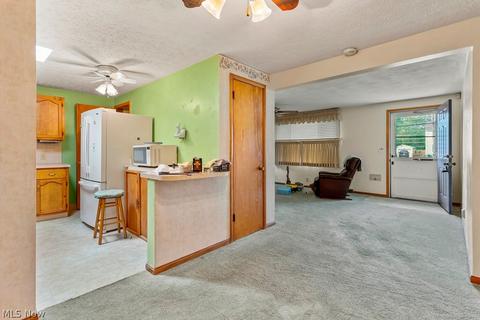 2408 G St, Lorain, OH 44052 photo 7