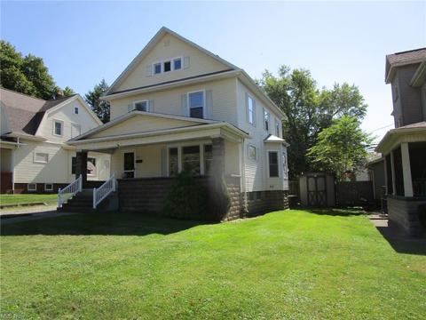 210 E Iron Ave, Dover, OH 44622 photo 1