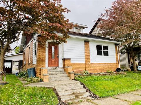 122 Mccook Ave, Dennison, OH 44621 photo 2