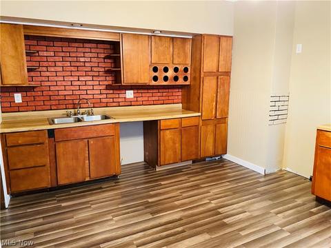 122 Mccook Ave, Dennison, OH 44621 photo 11