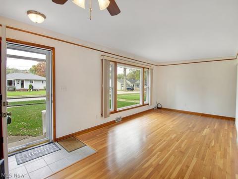 3753 E 364th St, Willoughby, OH 44094 photo 3