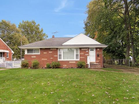 3753 E 364th St, Willoughby, OH 44094 photo 2
